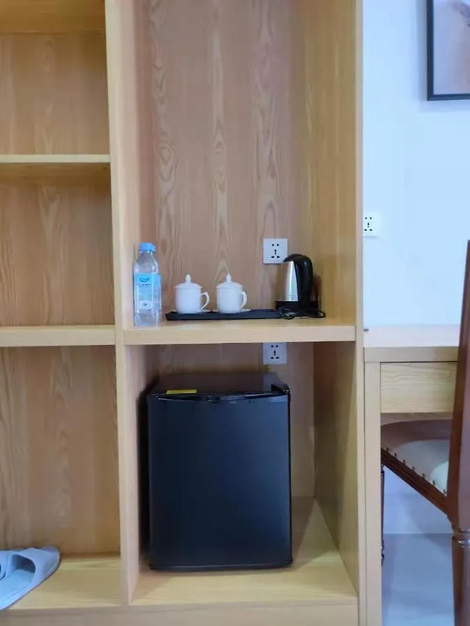 سيهانوكفيل 柏威半山酒店baiweibanshan Hotel